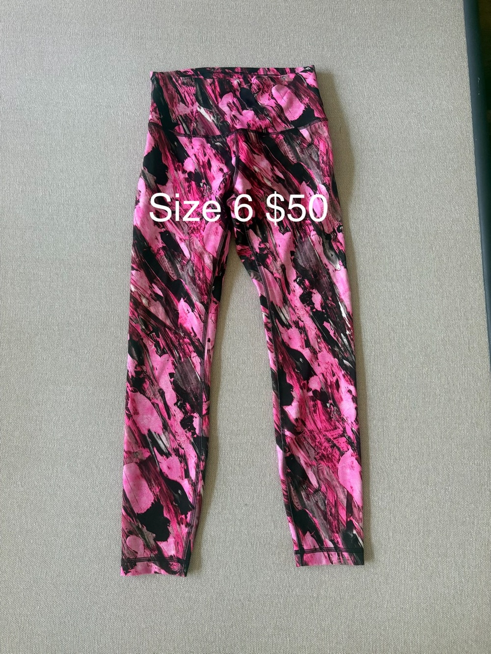 lululemon athletica Pink & Black Abstract Print Leggings